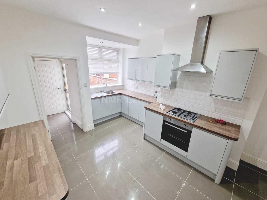Rosemount, Durham 2 bed semidetached house £575 pcm (£133 pw)