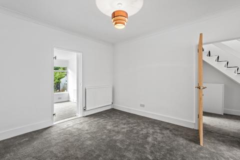 74 Deans Road, London, W7 3QB