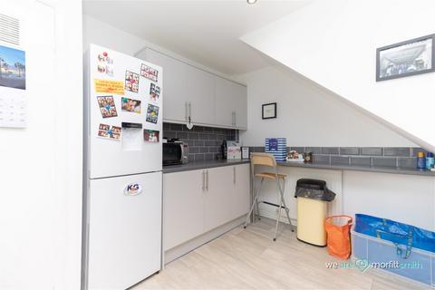 4 Abbey Lane, Sheffield, S8 0BL