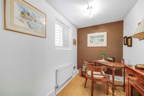 2 bedroom apartment for sale, Harcourt Terrace, Chelsea, London, SW10