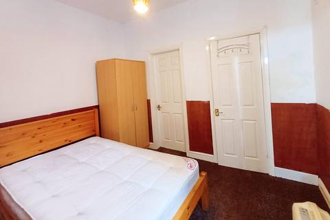 1 bedroom flat to rent, Gillott Road, Birmingham B16