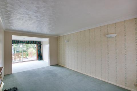 Leyham Chase Grove, Waltham Chase, Southampton, SO32 2LF