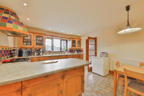 4 bedroom detached house for sale, Haven Meadow, Barton-Upon-Humber,  DN18 5RZ