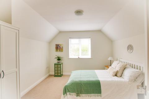 2, Lyndale Cottages Chapel Road, Swanmore, Southampton, SO32 2QA