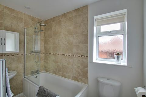 2, Lyndale Cottages Chapel Road, Swanmore, Southampton, SO32 2QA
