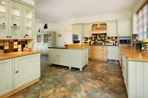 6 bedroom detached house for sale, West Avenue, Exeter, Devon, EX4.