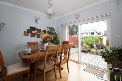 181 The Fairway, Ruislip, HA4 0SN