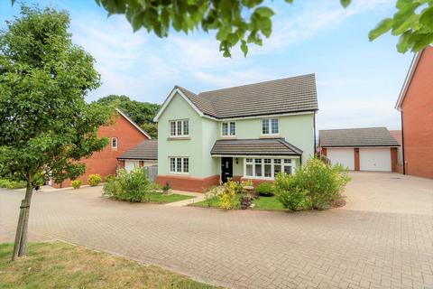 5 Pixie Walk, Ottery St Mary, EX11 1FU