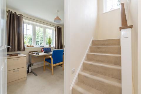 5 Pixie Walk, Ottery St Mary, EX11 1FU