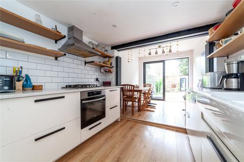 2 bedroom terraced house to rent, Benares Road, Plumstead, London, SE18