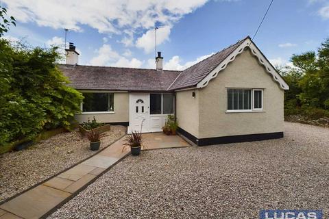 3 bedroom semi-detached bungalow for sale, Gilfach Fach, Llanddaniel, Gaerwen