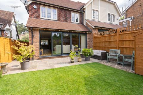 Orchard Cottage Orchard Road, Dorking, RH4 2JH