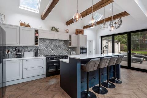 38 Hurst Road, Sidcup, DA15 9AA