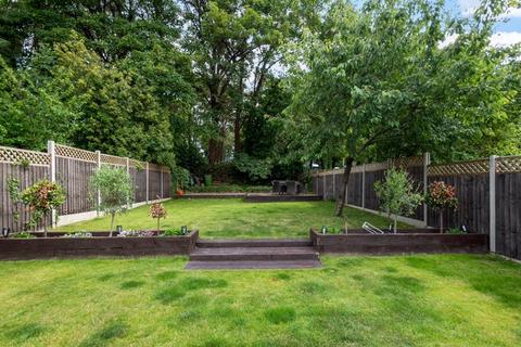 38 Hurst Road, Sidcup, DA15 9AA