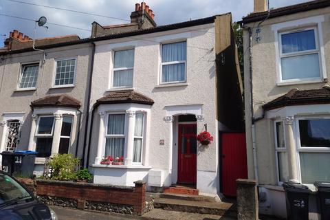 23 Edward Road, Coulsdon, CR5 2NQ