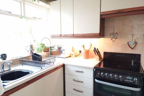 23 Edward Road, Coulsdon, CR5 2NQ