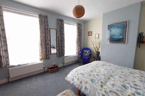 23 Edward Road, Coulsdon, CR5 2NQ