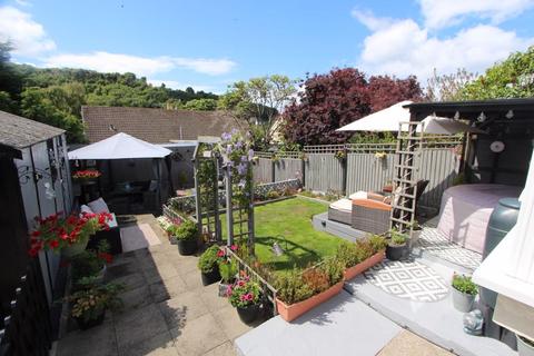 3 bedroom semi-detached house for sale - Cambrian Drive, Colwyn Bay