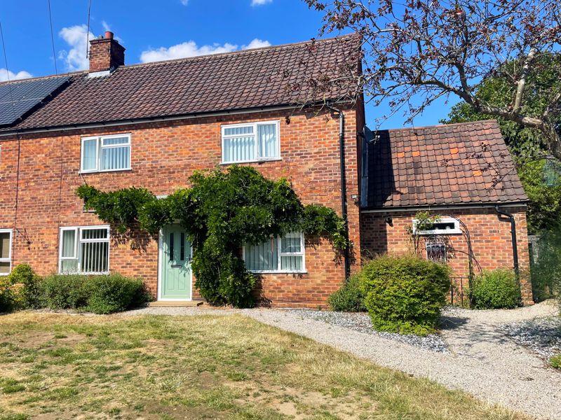 Pigeon Lane, Fornham All Saints 3 bed semidetached house £310,000