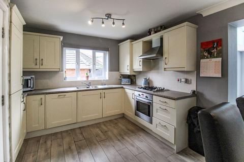 7 Clover Grove, Leekbrook, Leek, ST13 7AS