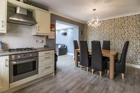 7 Clover Grove, Leekbrook, Leek, ST13 7AS