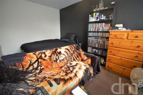 15 Chestnut Way, Tiptree, Colchester, CO5 0NX