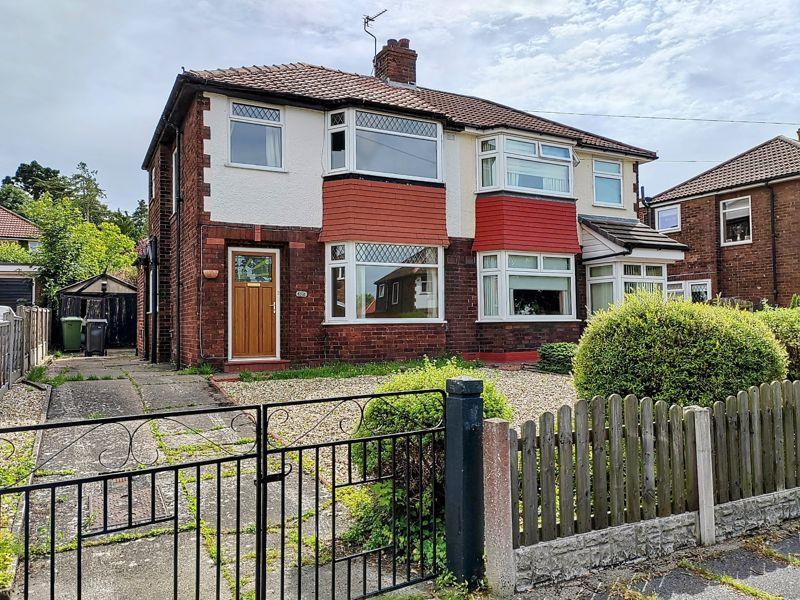 Knowe Park Avenue, Carlisle 3 bed semidetached house for sale £170,000