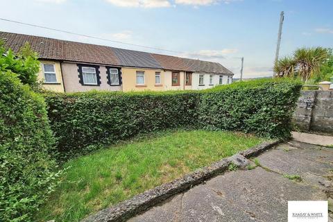 4 bedroom semi-detached house for sale, Main Road, Abercynon, CF45 4BX