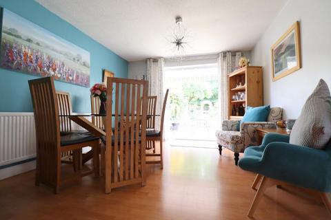 undefined, Exton Avenue, Round Green, Luton, Bedfordshire, LU2 0LH