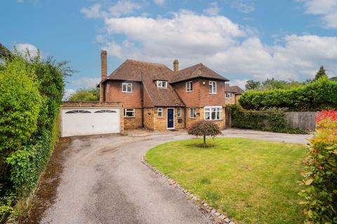 4 bedroom detached house for sale, Mayflower Way, Farnham Common, Buckinghamshire