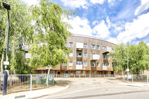 1 bedroom flat for sale, Bourbon Lane, Shepherd's Bush, London, W12