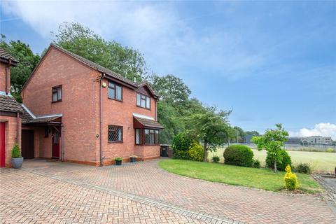 11 Jaywood, Luton, LU2 8ES