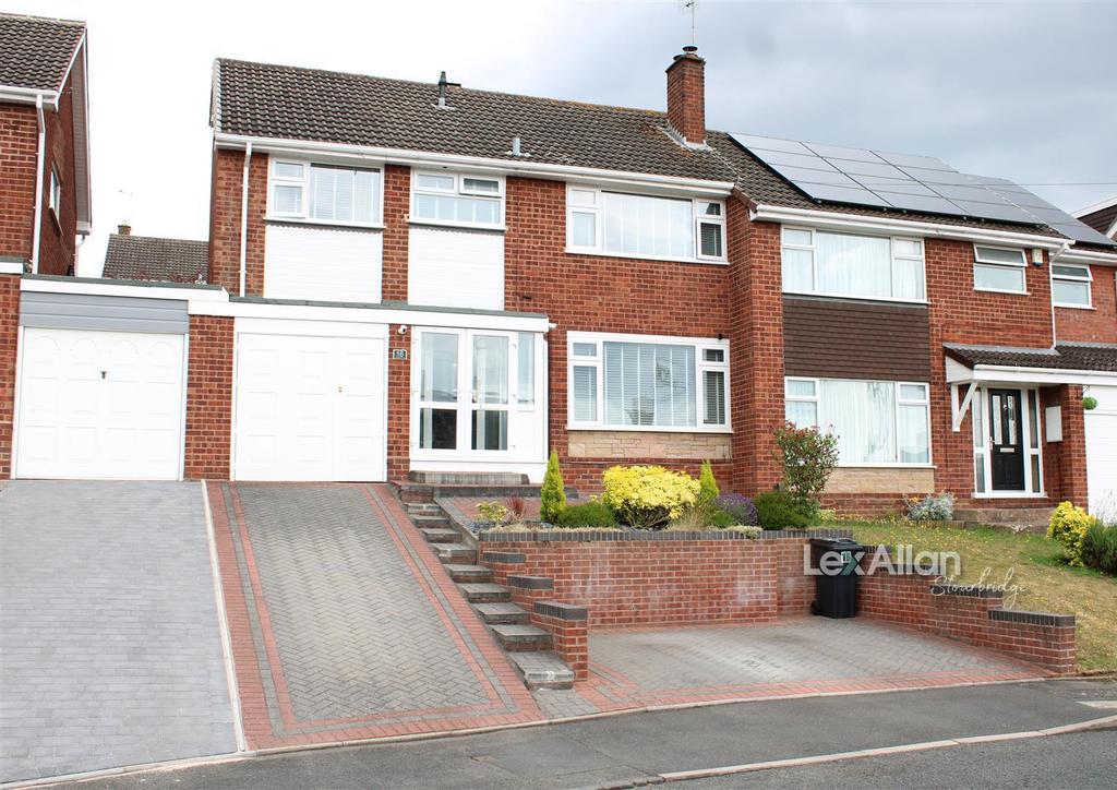 Coldstream Drive, Stourbridge 3 bed semidetached house for sale £300,000