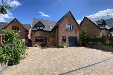4 bedroom detached house for sale, The Fillybrooks, Stone