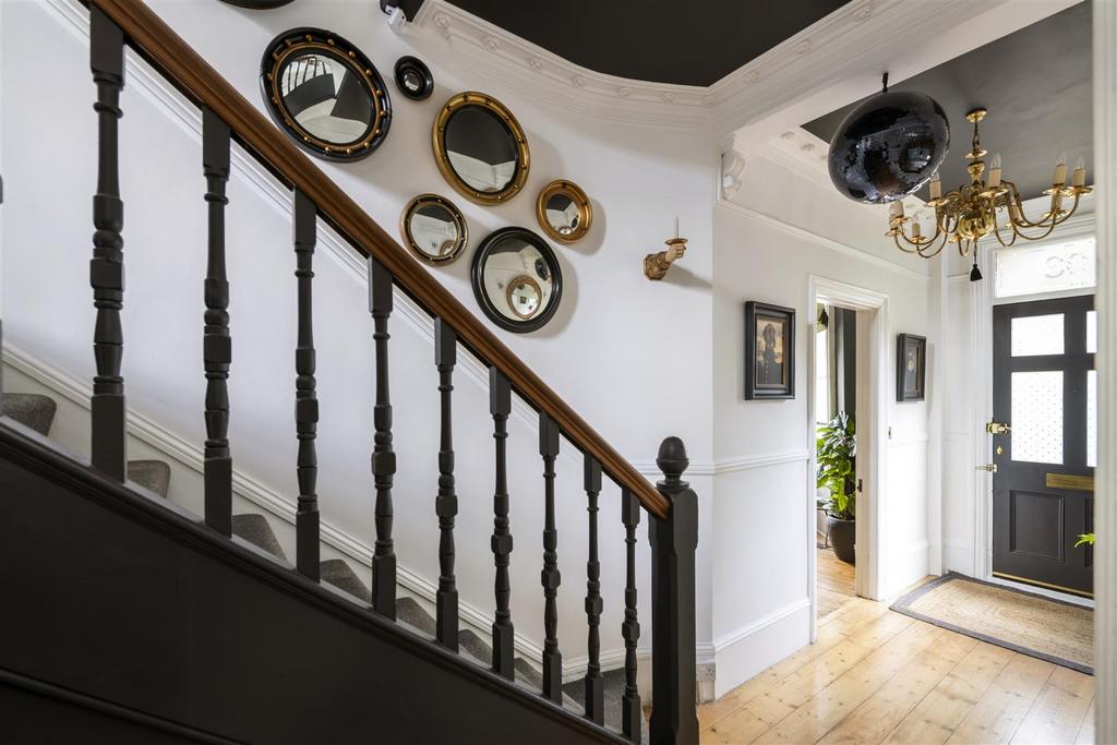 103 Linkfield Street internals25 2.jpg