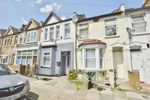 31a Chadwin Road, London, E13 8ND