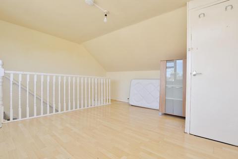 31a Chadwin Road, London, E13 8ND