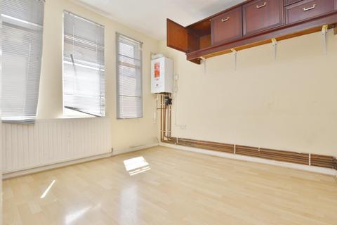 31a Chadwin Road, London, E13 8ND