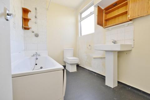 31a Chadwin Road, London, E13 8ND