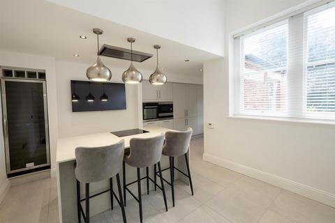 5a The Esplanade, Sunderland, SR2 7BQ