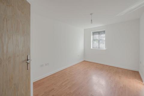 46 Crownoakes Drive, Wordsley, Stourbridge, DY8 5SQ