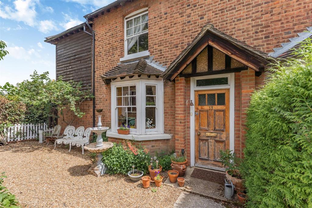 Brunswick Cottage, Doddington Court, Maidstone 4 bed semidetached