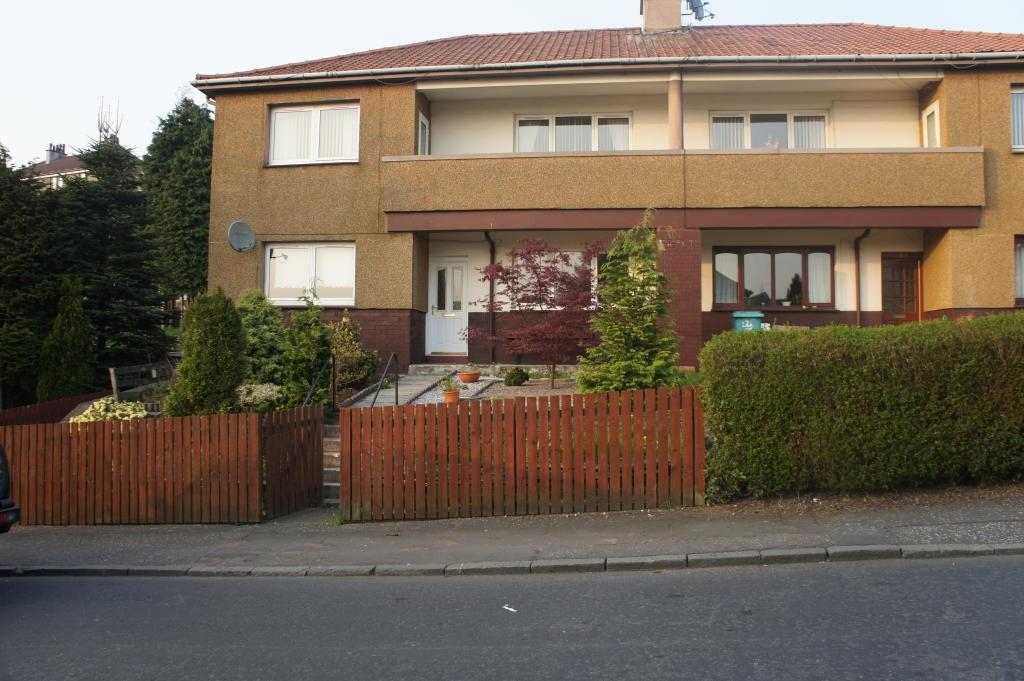 Low Craigends, Kilsyth 2 bed flat £650 pcm (£150 pw)