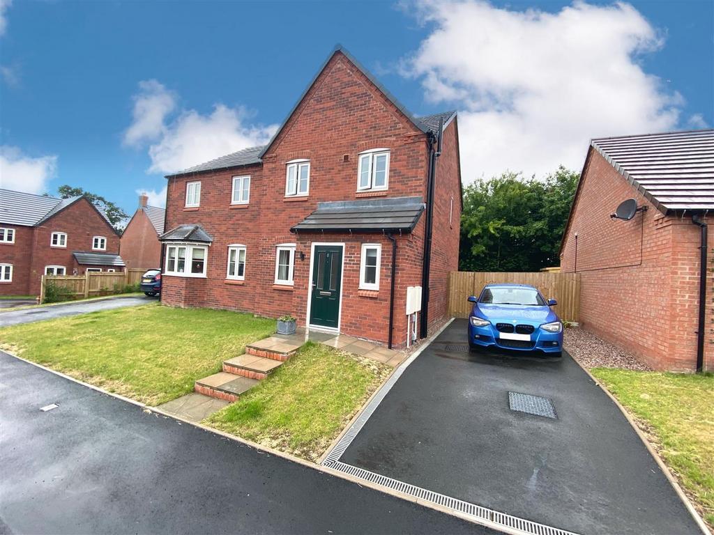 Millfield Place, Dorrington, Shrewsbury 3 bed semidetached house £