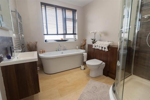 42 Deepdale Road, North Shields, NE30 3AN