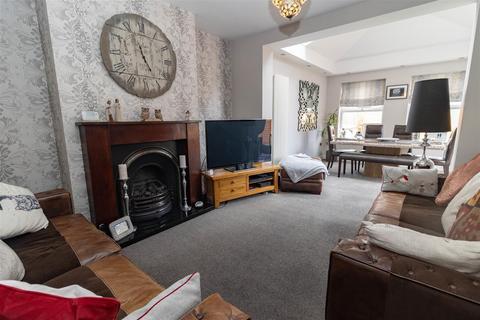 42 Deepdale Road, North Shields, NE30 3AN