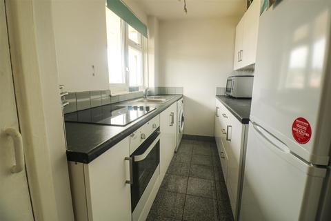 28 Radburn Close, Harlow, CM18 7ED