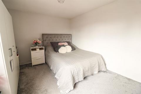 28 Radburn Close, Harlow, CM18 7ED
