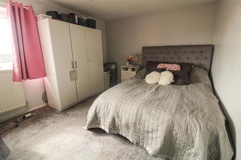 28 Radburn Close, Harlow, CM18 7ED