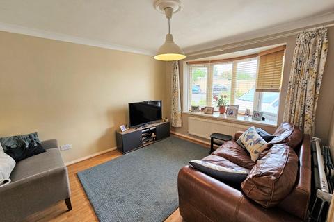28 Swallow Way, Wokingham, RG41 3TQ